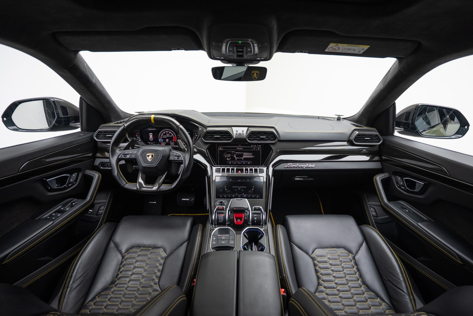 2021 LAMBORGHINI URUS BY MANSORY 
